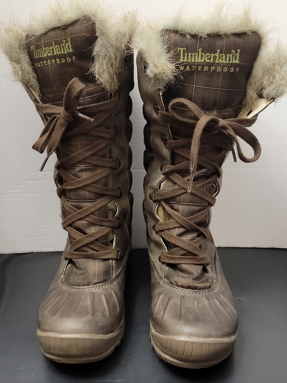 Timberland Women's Mount Ho Lace-Up Waterproof Winter Boots with Faux Fur Collar